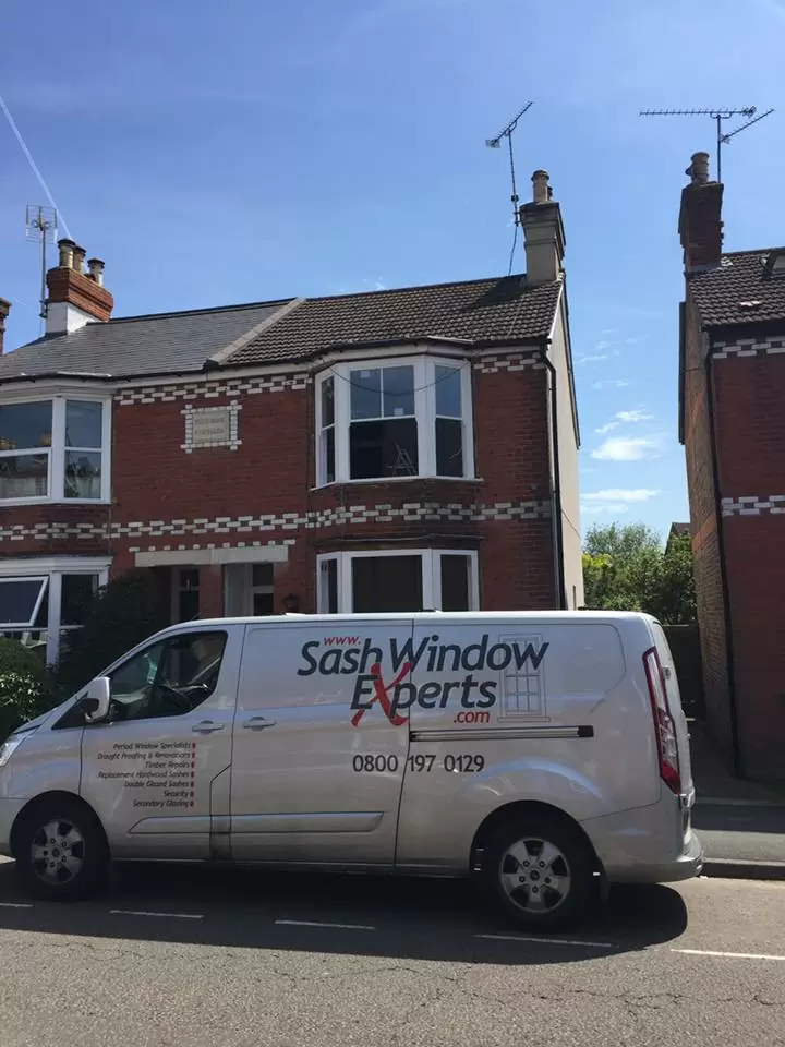 Reinstatement of Traditional Box Sash Windows upstairs windows