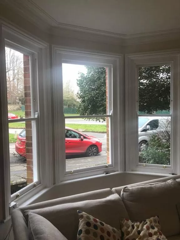Sash window repair downstairs bay window