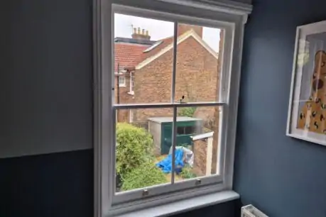 Bedroom sash window
